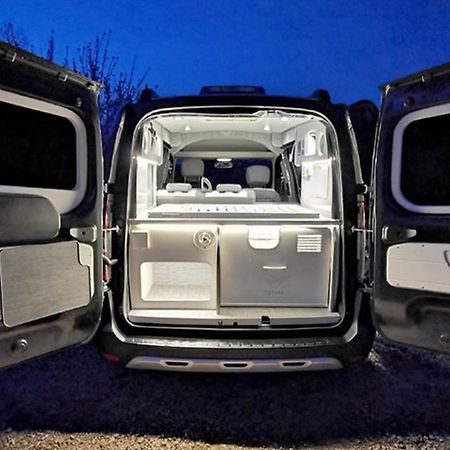 Hotel Smart Camper Hafnarfjörður Esterno foto